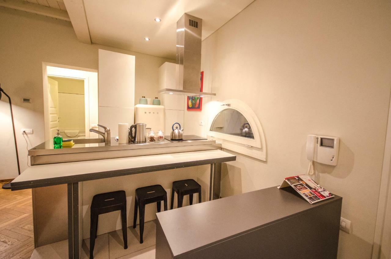 Azeglio Apartment, A Due Passi Da Piazza Maggiore Болонья Экстерьер фото