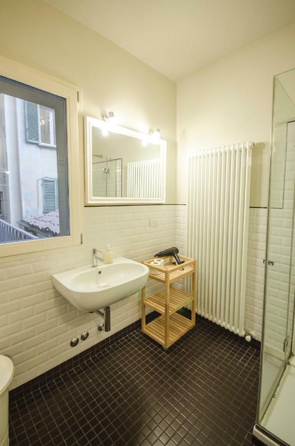 Azeglio Apartment, A Due Passi Da Piazza Maggiore Болонья Экстерьер фото