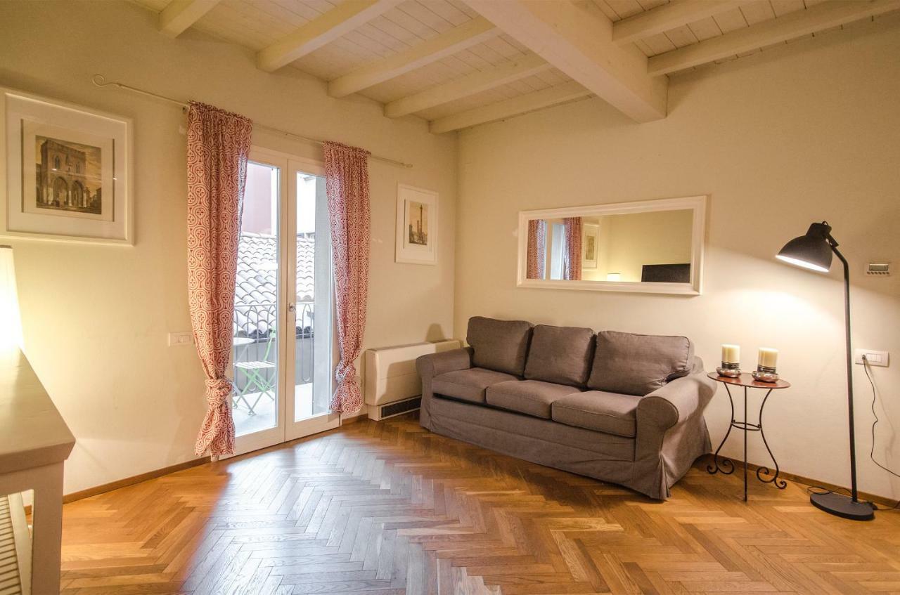 Azeglio Apartment, A Due Passi Da Piazza Maggiore Болонья Экстерьер фото