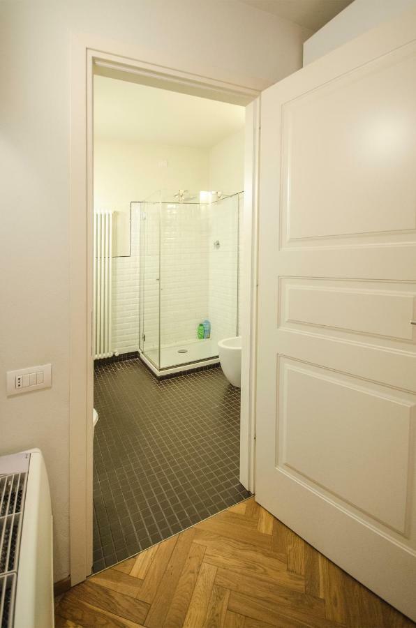 Azeglio Apartment, A Due Passi Da Piazza Maggiore Болонья Экстерьер фото