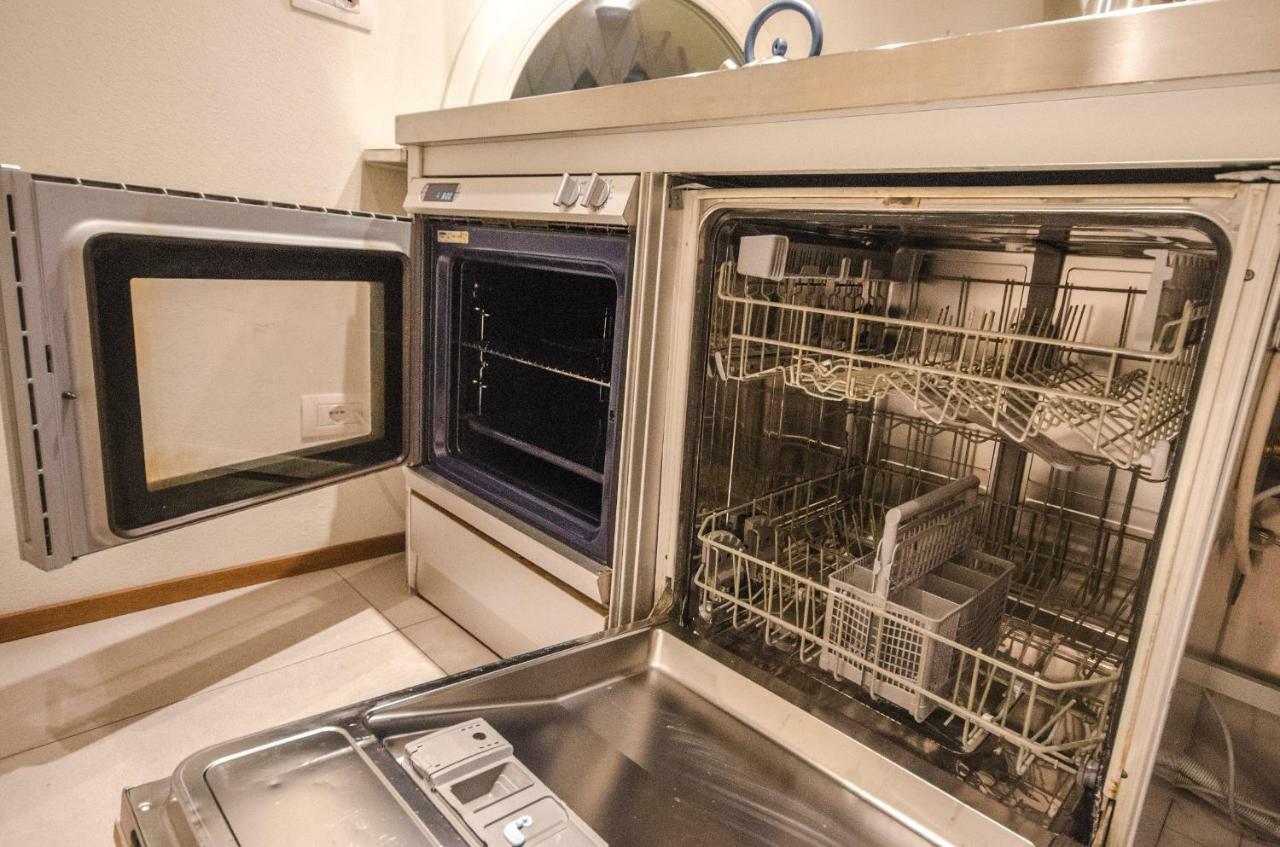Azeglio Apartment, A Due Passi Da Piazza Maggiore Болонья Экстерьер фото