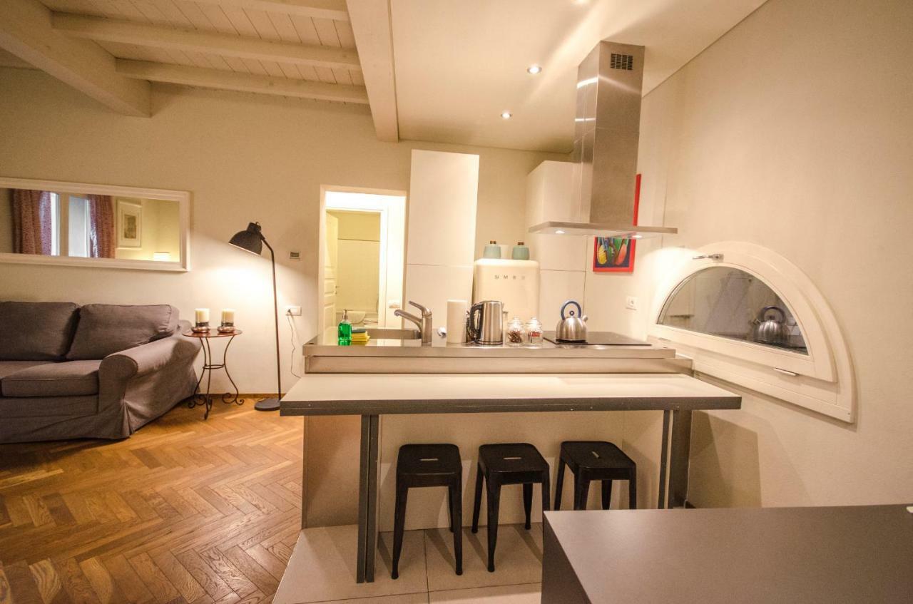 Azeglio Apartment, A Due Passi Da Piazza Maggiore Болонья Экстерьер фото